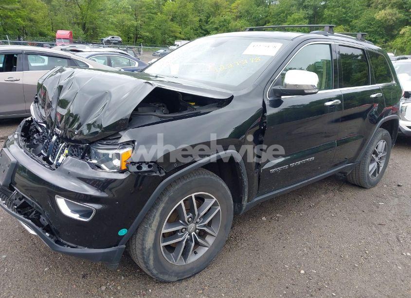 Photo 2 of 2017 Jeep Grand CHEROKEE LIMITED 4X4 (VIN 1C4RJFBG3HC802666)