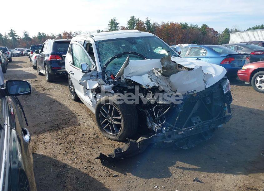 2017 Jeep Grand CHEROKEE LIMITED 4X4 (VIN 1C4RJFBG3HC864696) main photo