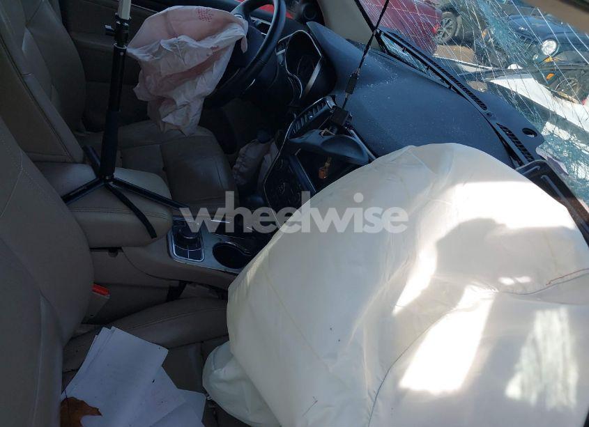 Photo 5 of 2017 Jeep Grand CHEROKEE LIMITED 4X4 (VIN 1C4RJFBG3HC864696)