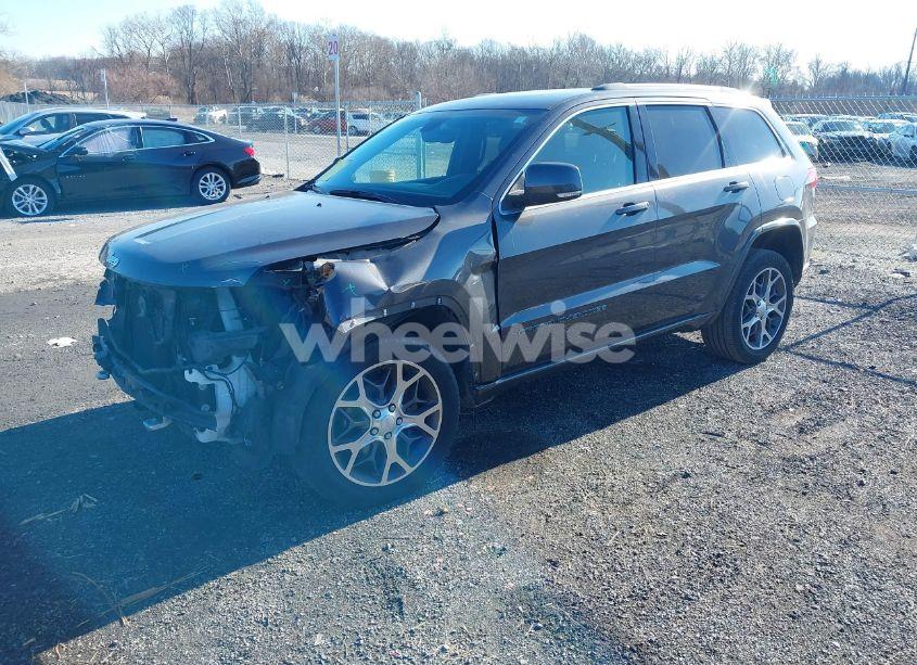 Photo 2 of 2018 Jeep Grand CHEROKEE STERLING EDITION 4X4 (VIN 1C4RJFBG3JC294012)