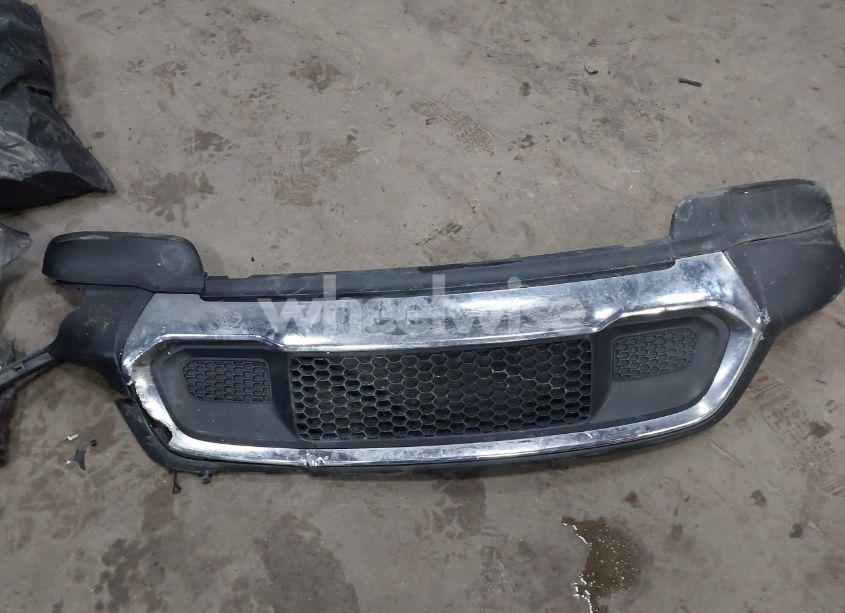 Photo 12 of 2019 Jeep Grand CHEROKEE LIMITED 4X4 (VIN 1C4RJFBG3KC784693)