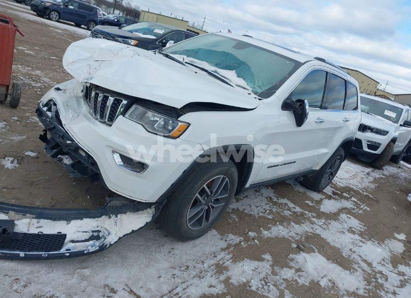 Photo 2 of 2019 Jeep Grand CHEROKEE LIMITED 4X4 (VIN 1C4RJFBG3KC786329)