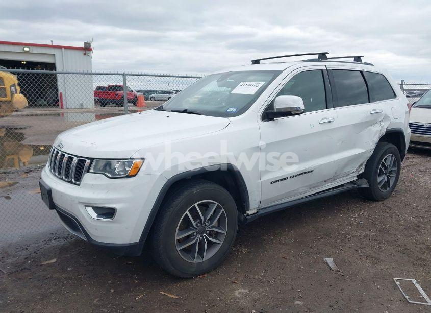 Photo 2 of 2021 Jeep Grand CHEROKEE LIMITED 4X4 (VIN 1C4RJFBG3MC611775)