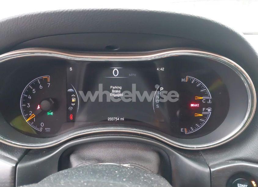 Photo 7 of 2015 Jeep Grand CHEROKEE LIMITED (VIN 1C4RJFBG4FC628118)