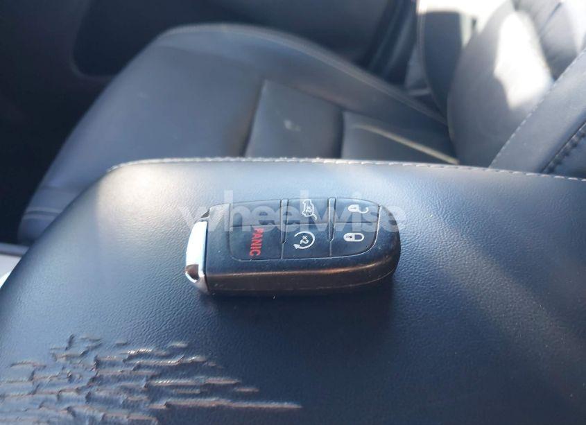 Photo 11 of 2015 Jeep Grand CHEROKEE LIMITED (VIN 1C4RJFBG4FC761199)