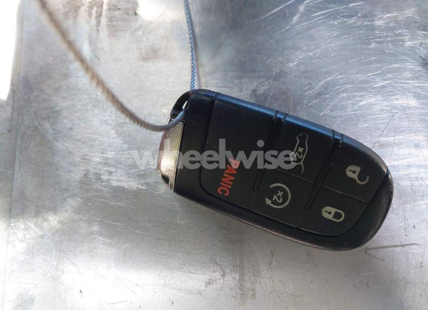 Photo 11 of 2015 Jeep Grand CHEROKEE LIMITED (VIN 1C4RJFBG4FC791125)