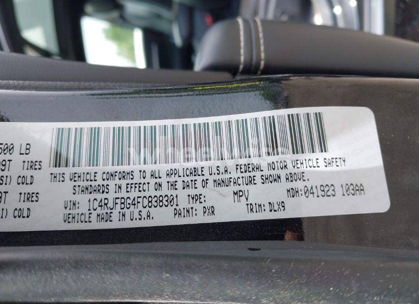 Photo 9 of 2015 Jeep Grand CHEROKEE LIMITED (VIN 1C4RJFBG4FC838301)