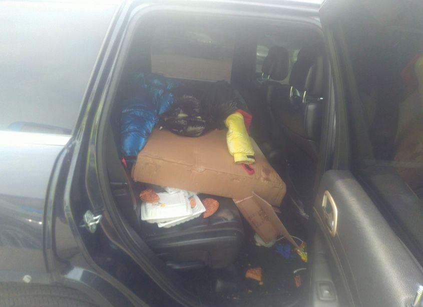 Photo 8 of 2015 Jeep Grand CHEROKEE LIMITED (VIN 1C4RJFBG4FC852943)