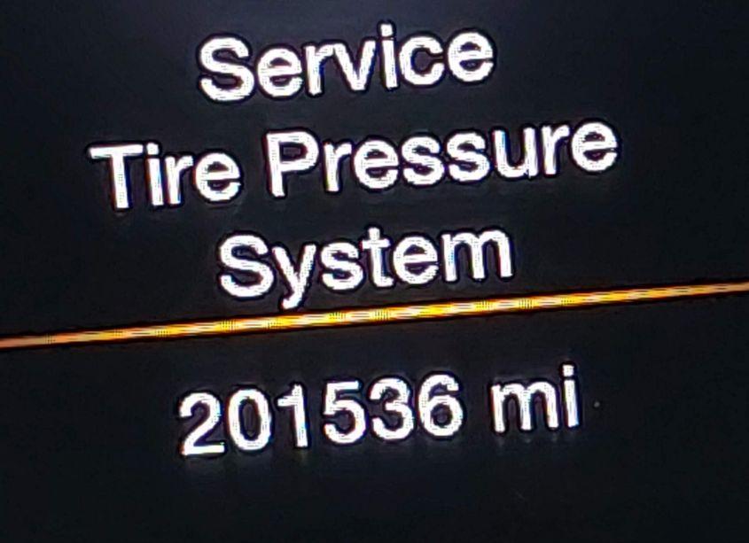 Photo 16 of 2016 Jeep Grand CHEROKEE LIMITED (VIN 1C4RJFBG4GC317953)