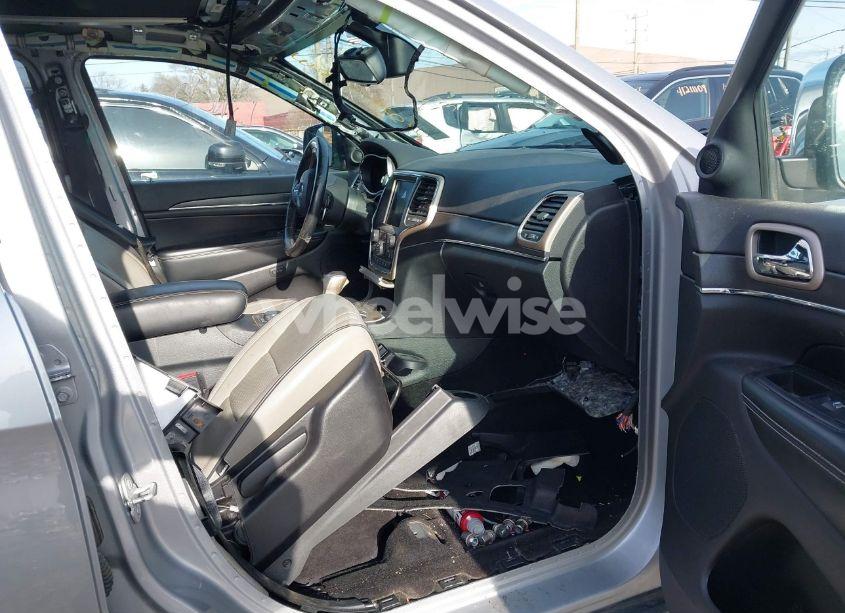 Photo 5 of 2016 Jeep Grand CHEROKEE LIMITED (VIN 1C4RJFBG4GC381622)