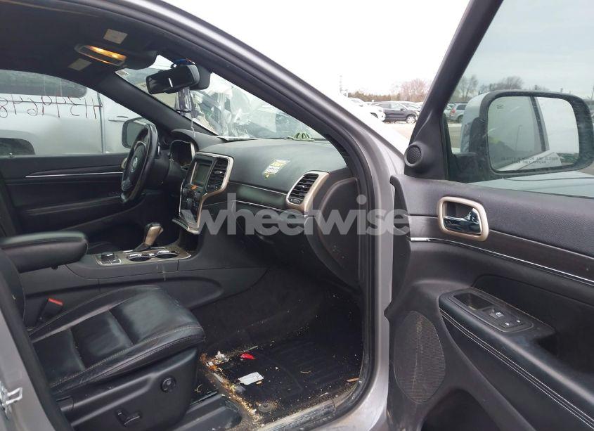 Photo 5 of 2016 Jeep Grand CHEROKEE LIMITED (VIN 1C4RJFBG4GC398601)