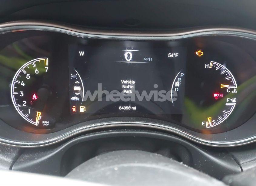 Photo 7 of 2016 Jeep Grand CHEROKEE LIMITED (VIN 1C4RJFBG4GC408818)