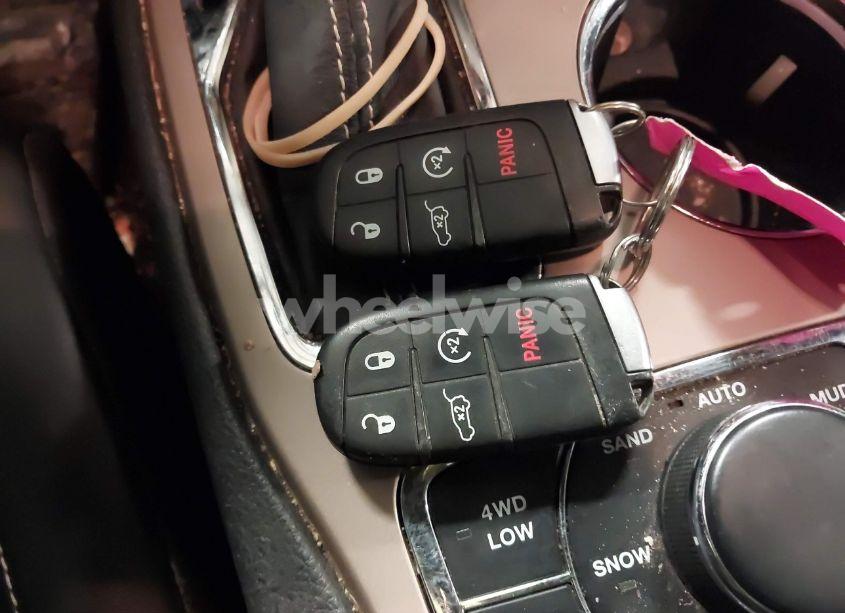 Photo 11 of 2016 Jeep Grand CHEROKEE LIMITED (VIN 1C4RJFBG4GC493501)