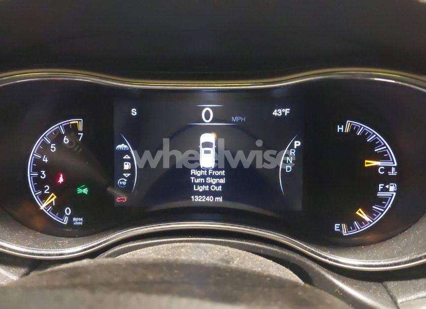 Photo 7 of 2016 Jeep Grand CHEROKEE LIMITED (VIN 1C4RJFBG4GC493501)