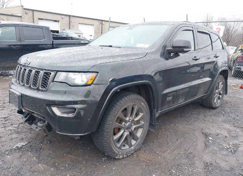 Photo 2 of 2016 Jeep Grand CHEROKEE LIMITED 75TH ANNIVERSARY (VIN 1C4RJFBG4GC493532)