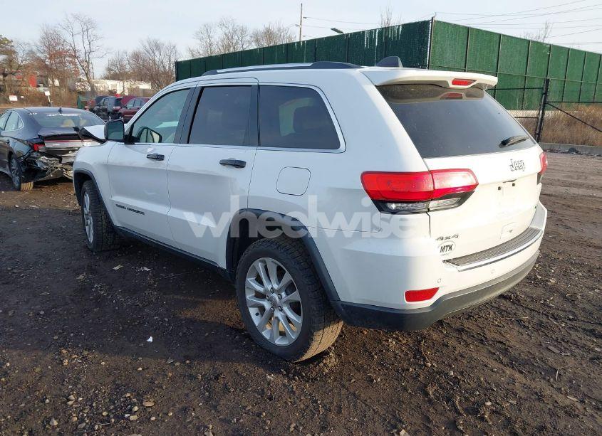 Photo 3 of 2017 Jeep Grand CHEROKEE LIMITED 4X4 (VIN 1C4RJFBG4HC815524)