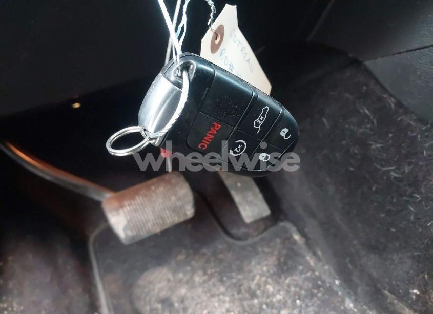 Photo 11 of 2018 Jeep Grand CHEROKEE LIMITED 4X4 (VIN 1C4RJFBG4JC241366)