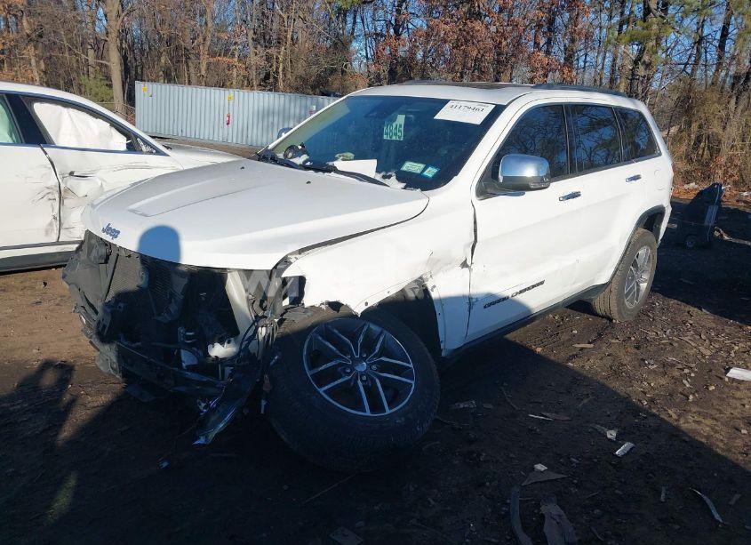 Photo 2 of 2018 Jeep Grand CHEROKEE LIMITED 4X4 (VIN 1C4RJFBG4JC300142)