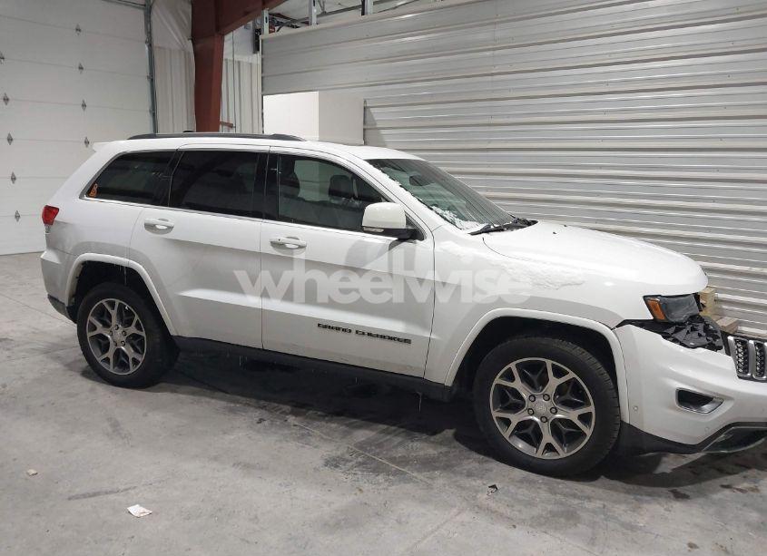 Photo 12 of 2018 Jeep Grand CHEROKEE STERLING EDITION 4X4 (VIN 1C4RJFBG4JC320942)