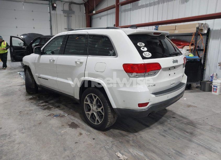 Photo 3 of 2018 Jeep Grand CHEROKEE STERLING EDITION 4X4 (VIN 1C4RJFBG4JC320942)