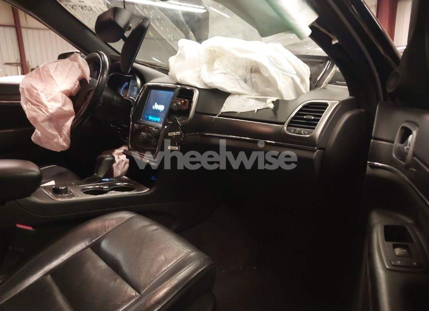 Photo 5 of 2018 Jeep Grand CHEROKEE LIMITED 4X4 (VIN 1C4RJFBG4JC501944)