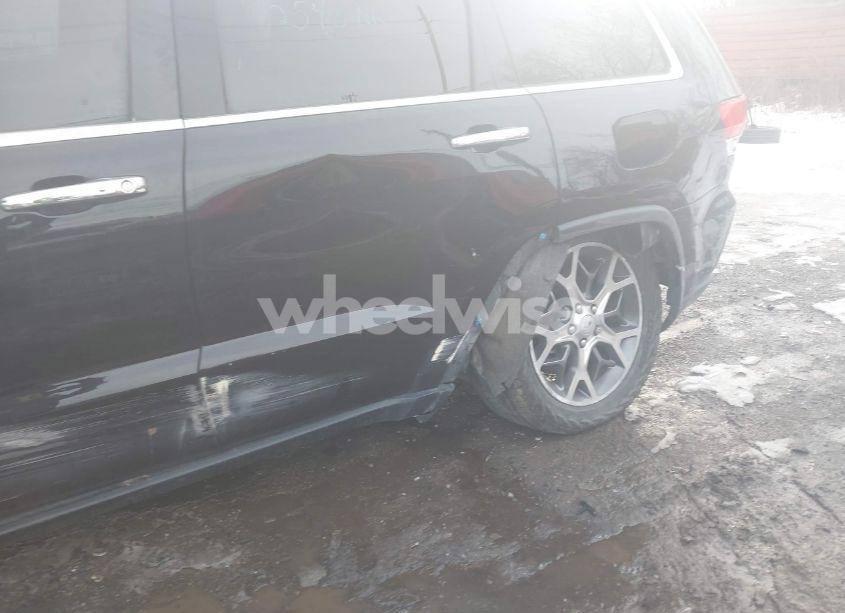 Photo 18 of 2019 Jeep Grand CHEROKEE LIMITED 4X4 (VIN 1C4RJFBG4KC592540)