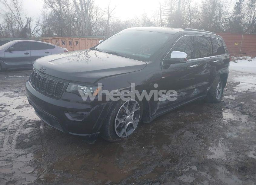Photo 2 of 2019 Jeep Grand CHEROKEE LIMITED 4X4 (VIN 1C4RJFBG4KC592540)