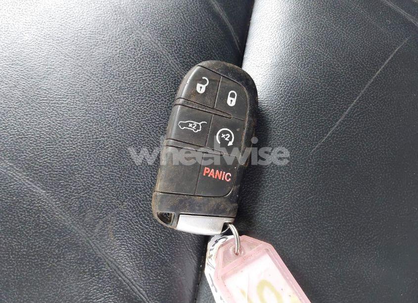 Photo 10 of 2019 Jeep Grand CHEROKEE LIMITED 4X4 (VIN 1C4RJFBG4KC761617)