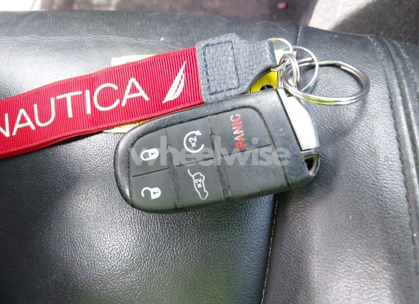 Photo 11 of 2019 Jeep Grand CHEROKEE LIMITED 4X4 (VIN 1C4RJFBG4KC815739)