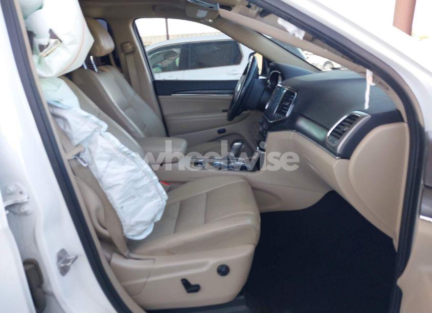 Photo 5 of 2020 Jeep Grand CHEROKEE LIMITED 4X4 (VIN 1C4RJFBG4LC315193)