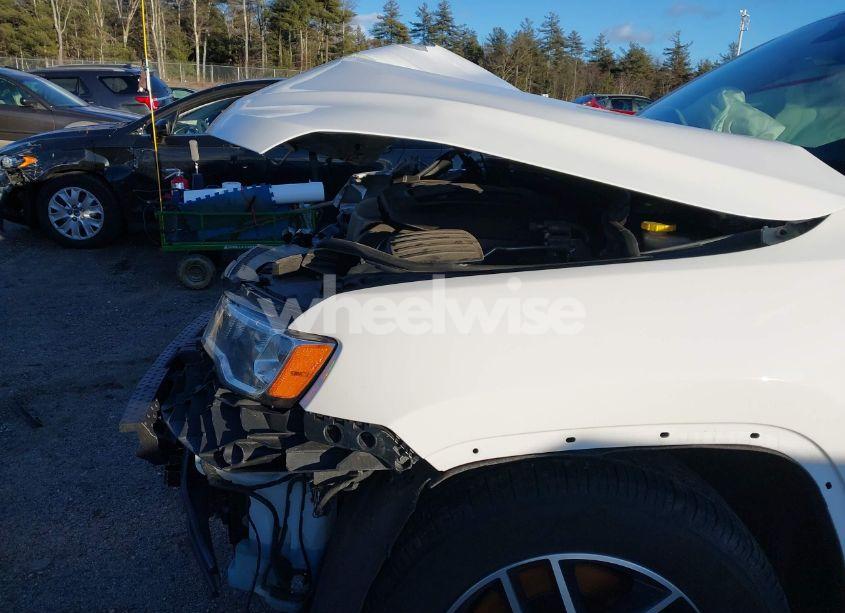 Photo 21 of 2021 Jeep Grand CHEROKEE LIMITED 4X4 (VIN 1C4RJFBG4MC552378)