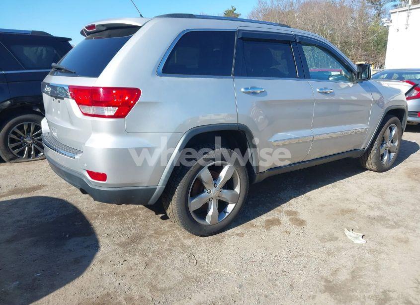 Photo 4 of 2013 Jeep Grand CHEROKEE LIMITED (VIN 1C4RJFBG5DC634023)