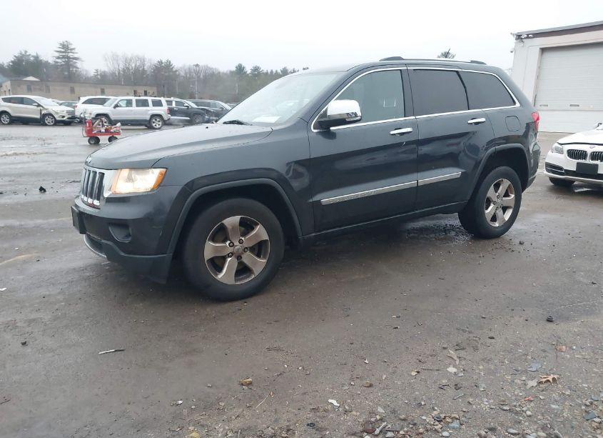Photo 2 of 2013 Jeep Grand CHEROKEE LIMITED (VIN 1C4RJFBG5DC638895)