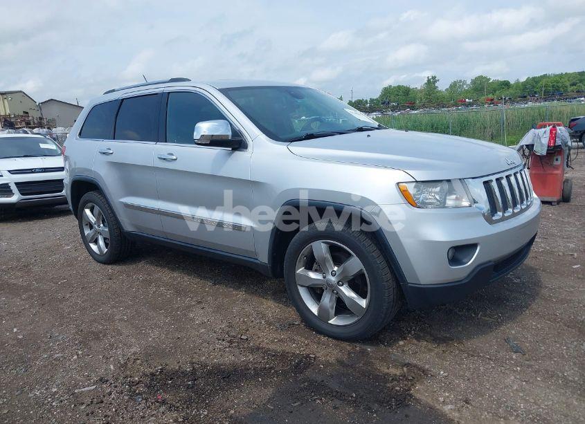 2013 Jeep Grand CHEROKEE LIMITED (VIN 1C4RJFBG5DC639867) main photo