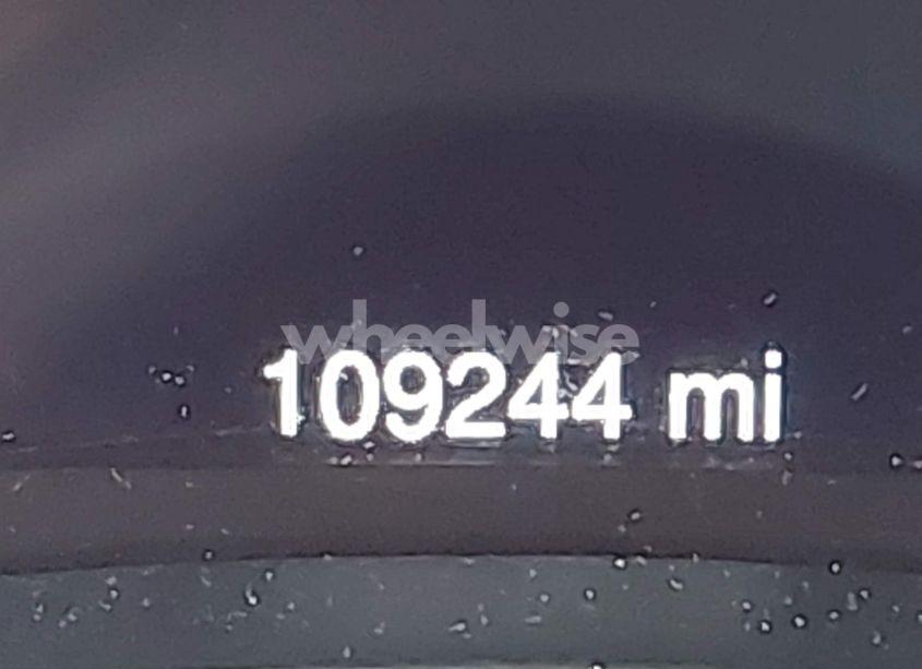 Photo 16 of 2015 Jeep Grand CHEROKEE LIMITED (VIN 1C4RJFBG5FC774883)