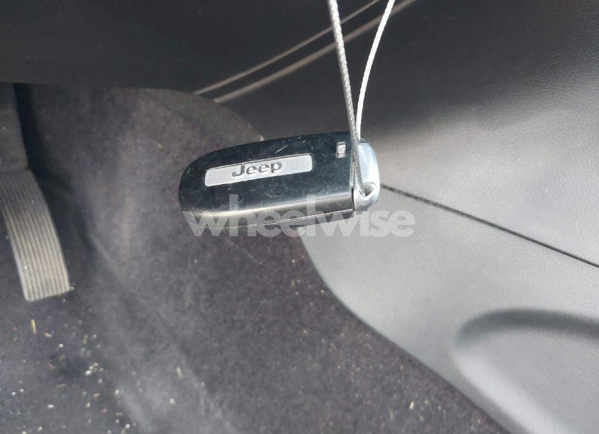 Photo 11 of 2016 Jeep Grand CHEROKEE LIMITED 75TH ANNIVERSARY (VIN 1C4RJFBG5GC498626)