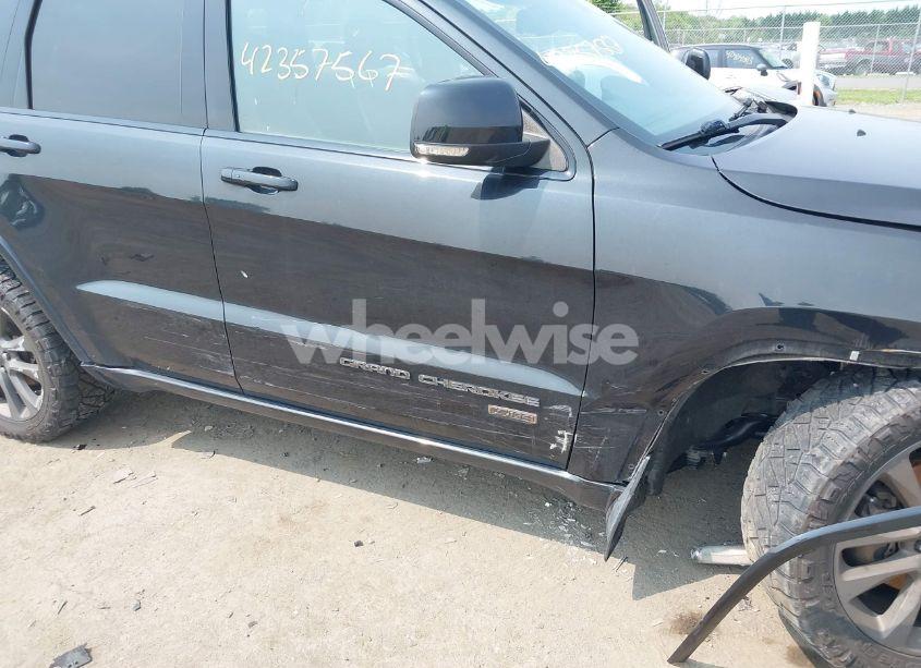 Photo 6 of 2016 Jeep Grand CHEROKEE LIMITED 75TH ANNIVERSARY (VIN 1C4RJFBG5GC498626)