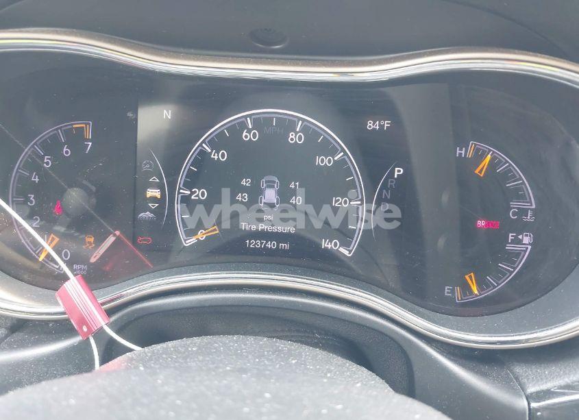 Photo 7 of 2016 Jeep Grand CHEROKEE LIMITED 75TH ANNIVERSARY (VIN 1C4RJFBG5GC498626)