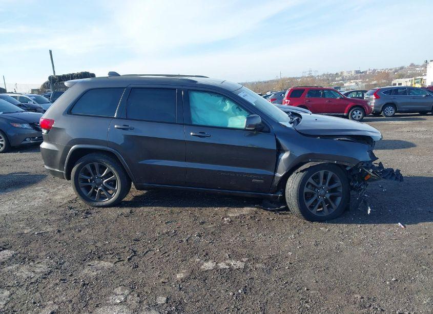 Photo 13 of 2017 Jeep Grand CHEROKEE LIMITED 75TH ANNIVERSARY EDITION 4X4 (VIN 1C4RJFBG5HC695698)