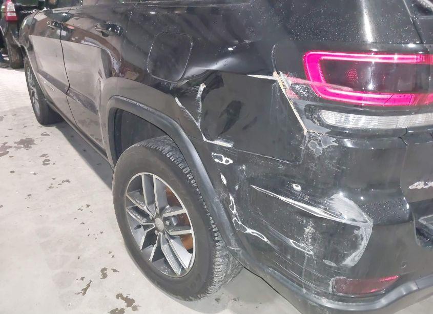 Photo 6 of 2017 Jeep Grand CHEROKEE LIMITED 4X4 (VIN 1C4RJFBG5HC834681)