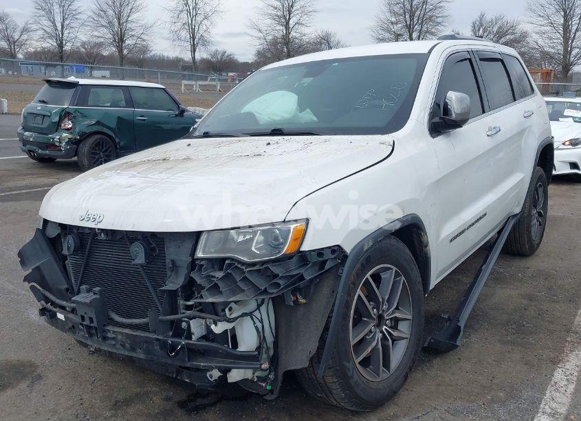 Photo 2 of 2018 Jeep Grand CHEROKEE LIMITED 4X4 (VIN 1C4RJFBG5JC303891)