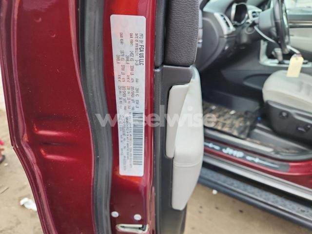 Photo 4 of 2018 JEEP GRAND CHEROKEE LIMITED (VIN 1C4RJFBG5JC331867)