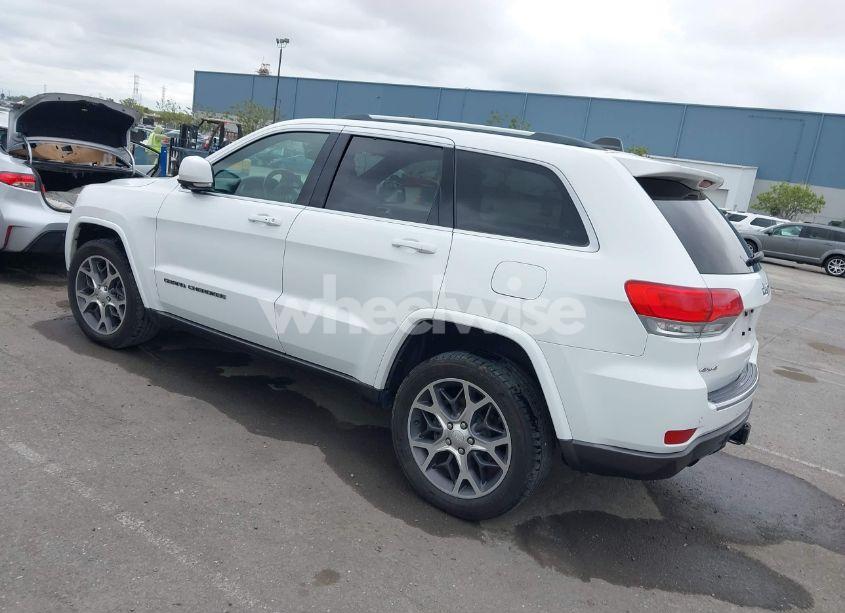 Photo 3 of 2018 Jeep Grand CHEROKEE STERLING EDITION 4X4 (VIN 1C4RJFBG5JC334106)