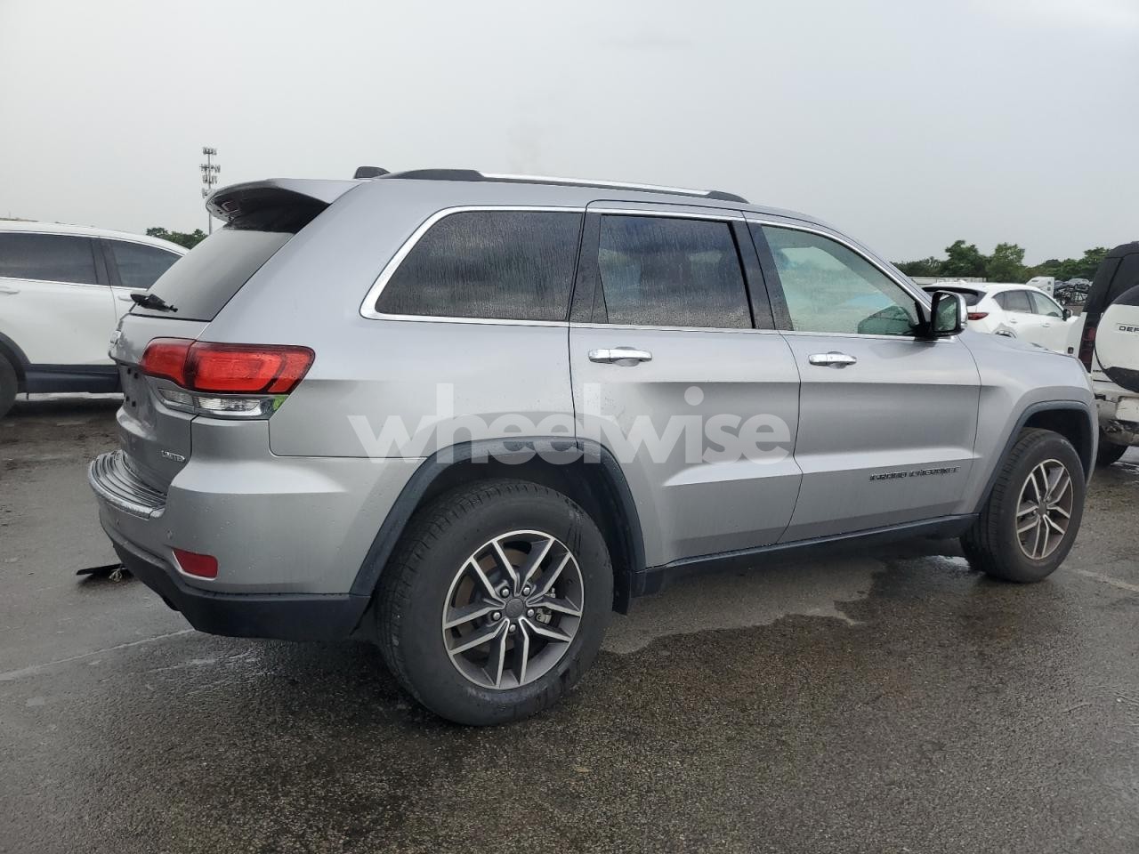 Photo 3 of 2021 JEEP GRAND CHEROKEE LIMITED (VIN 1C4RJFBG5MC509295)