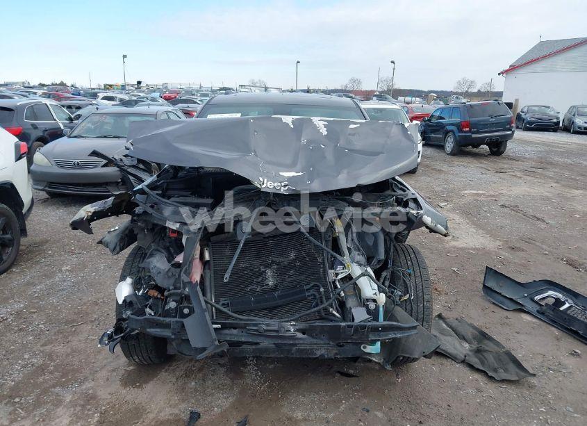 Photo 12 of 2015 Jeep Grand CHEROKEE LIMITED (VIN 1C4RJFBG6FC207789)