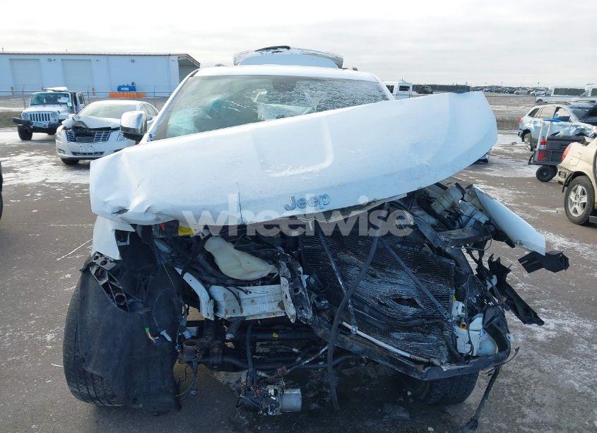 Photo 13 of 2015 Jeep Grand CHEROKEE LIMITED (VIN 1C4RJFBG6FC887385)