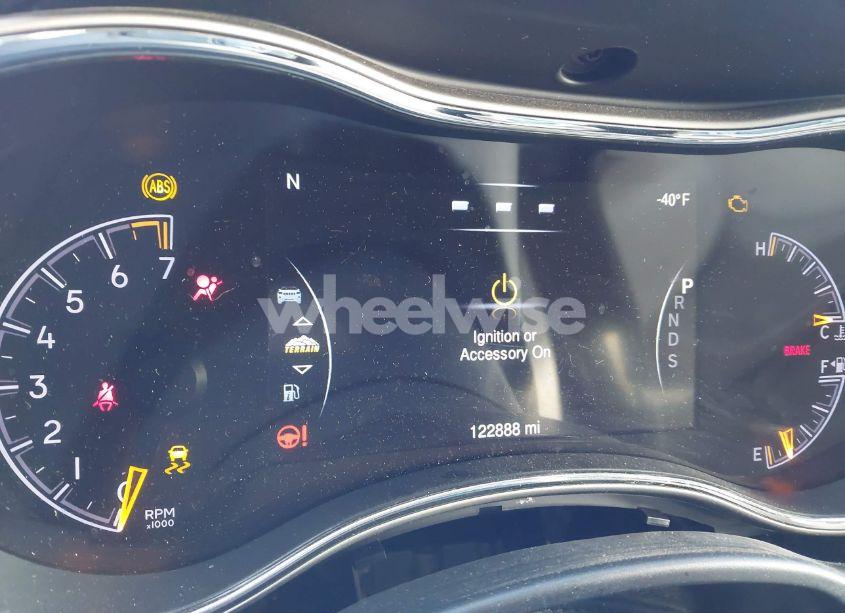 Photo 7 of 2015 Jeep Grand CHEROKEE LIMITED (VIN 1C4RJFBG6FC887385)