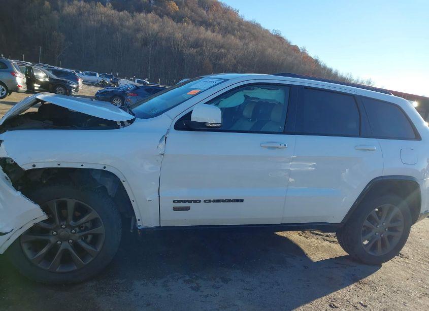 Photo 14 of 2016 Jeep Grand CHEROKEE LIMITED 75TH ANNIVERSARY (VIN 1C4RJFBG6GC417018)