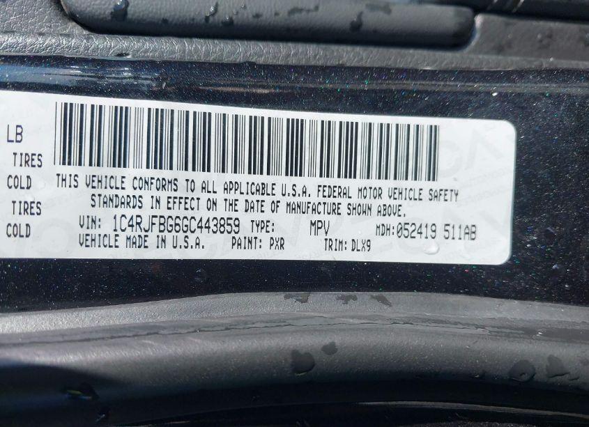 Photo 9 of 2016 Jeep Grand CHEROKEE LIMITED (VIN 1C4RJFBG6GC443859)