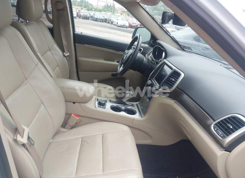 Photo 5 of 2017 Jeep Grand CHEROKEE LIMITED 4X4 (VIN 1C4RJFBG6HC938032)